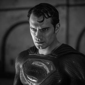 Zack Snyder revela foto nunca antes vista de Henry Cavill como Superman y enciende las redes