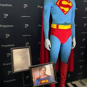 En subasta de Propstore, traje de Superman de Christopher Reeve se vende por $233.100