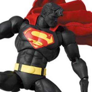 Figura de Acción MAFEX Superman “TDKR: The Dark Knight Falls”